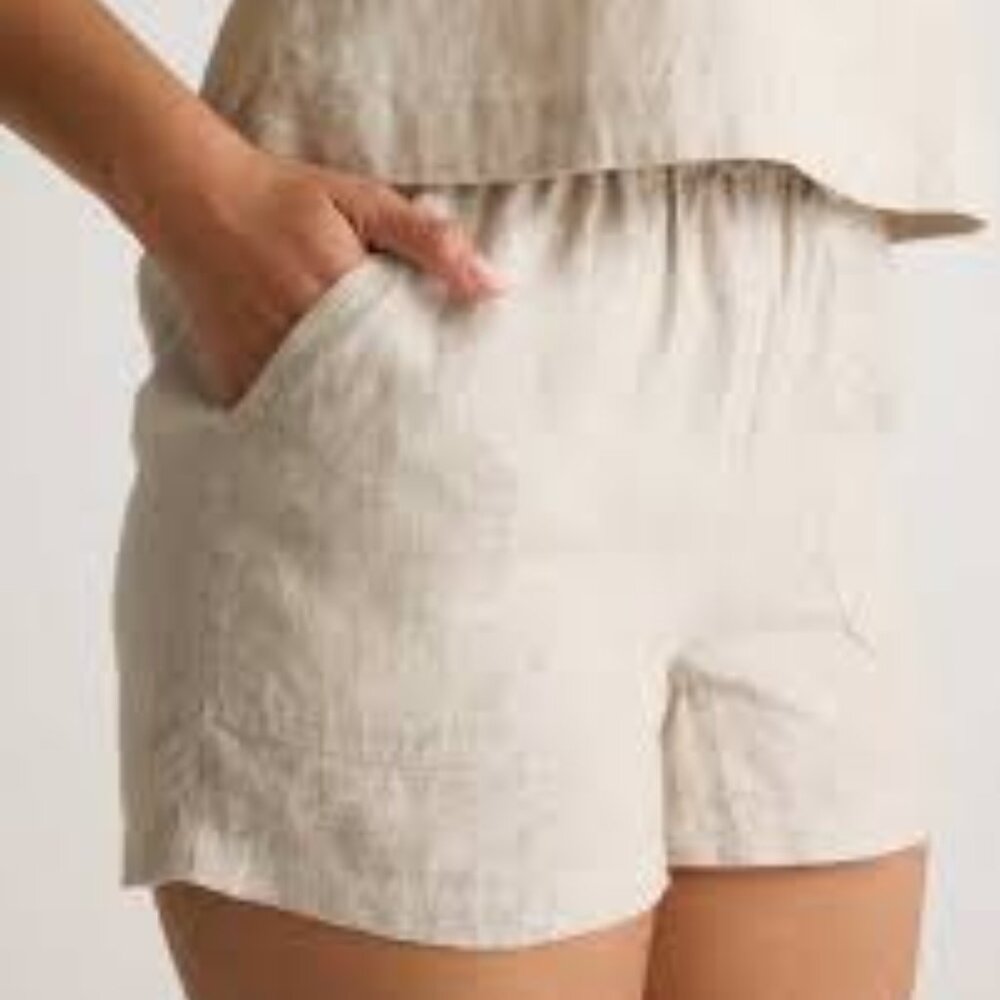 Quince Natural Cream High-Waist Linen Shorts